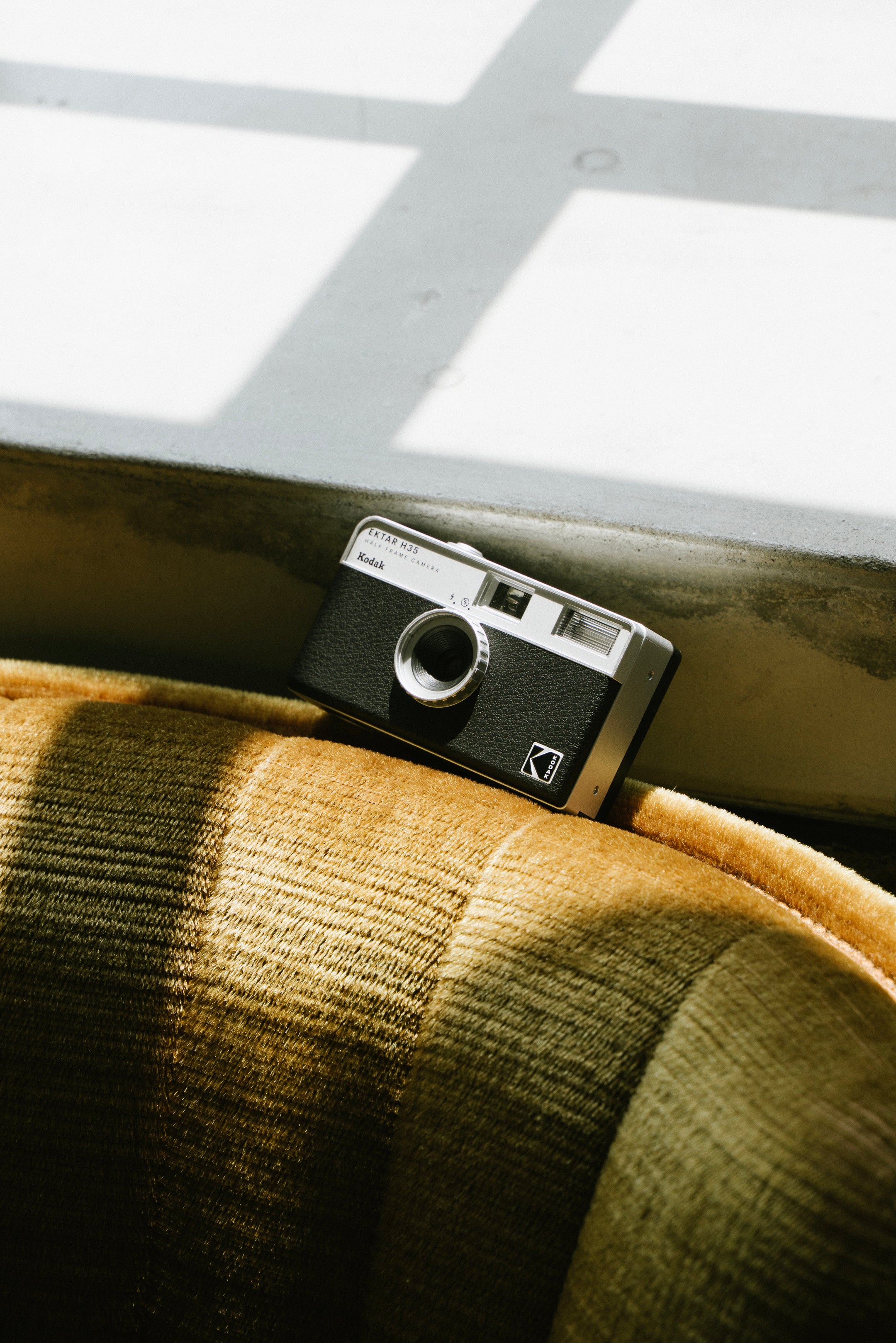 Kodak Ektar H35Half Frame Film Camera